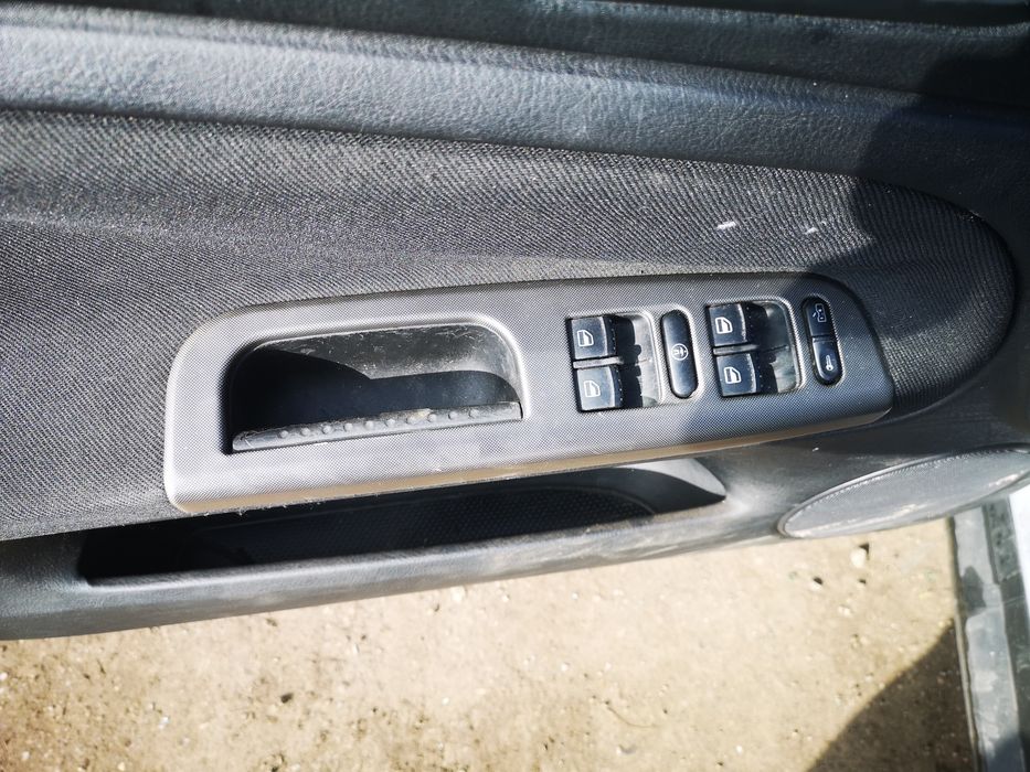 Пасат Б5 1.8Т на части