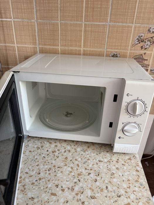 Продам микроволновку. Нерабочая.