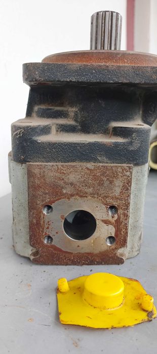 Гидронасос для спецтехники