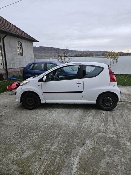 Peugeot 107 1.4 diesel ( nu mai porneste, ideala incepatori livrari consum mic mic mic )