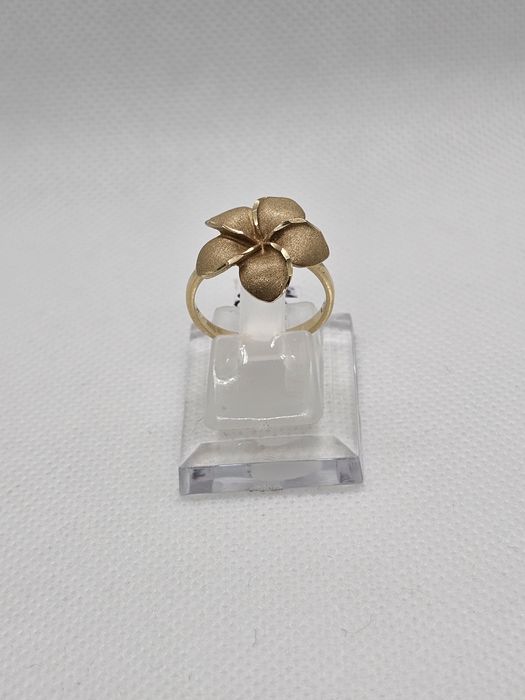 Vand inel dama din aur 14 k 3.79 g cod 173