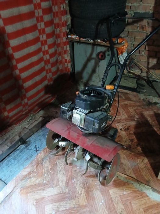 Продам культиватор