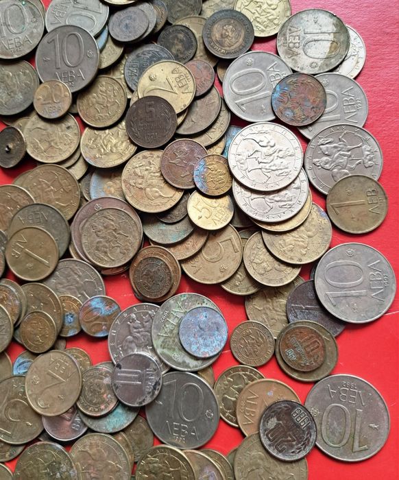 Стари български монети