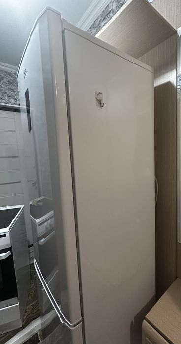 Холодильник beko
