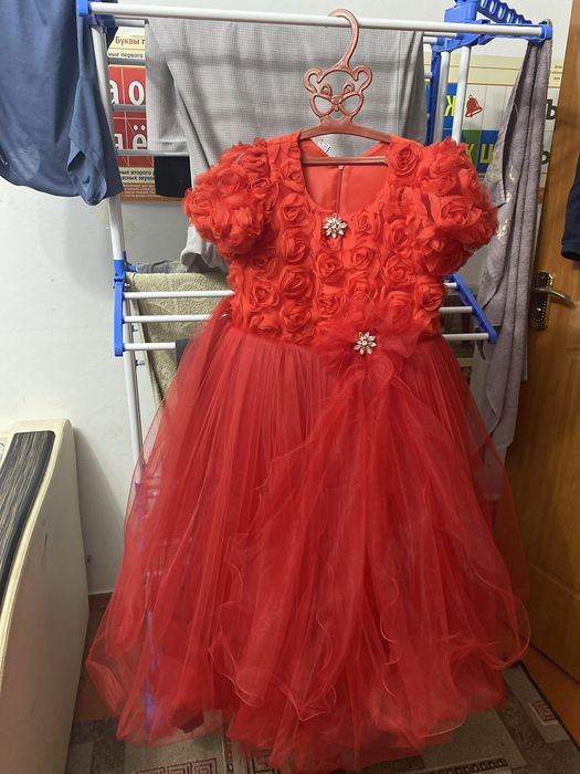 Срочно продам платье