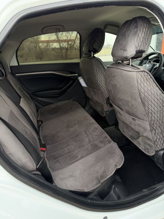 Продам машину Lada Vesta 2017г.