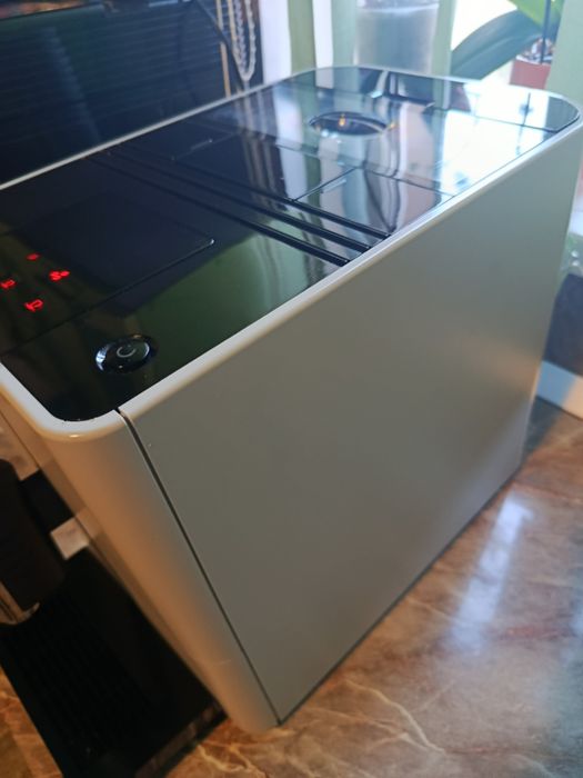 Espressor: Jura ena micro easy.