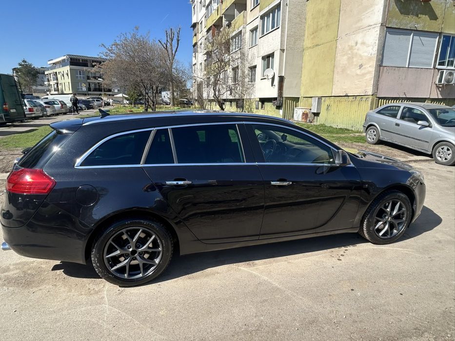 Opel Insignia 2.0t