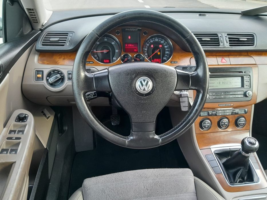 Wv passat 1.9 Tdi 105cp HIGHLINE an 2007 Euro4. NAVIGATIE