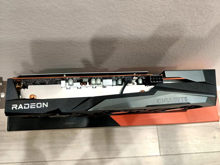 видеокарта rx6600xt