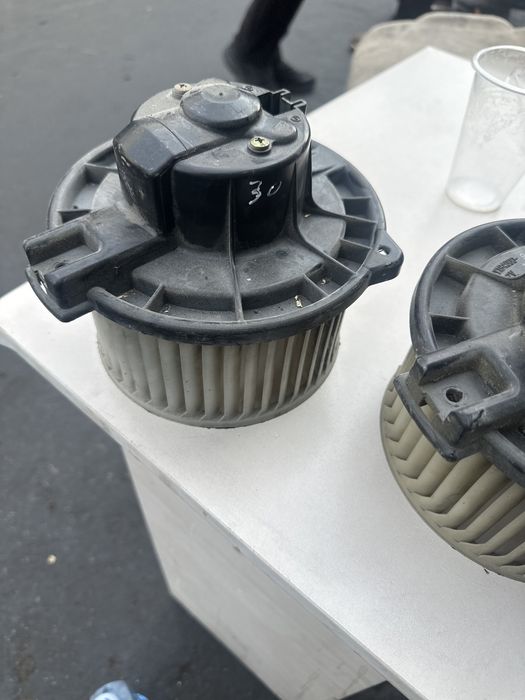 Моторчик печки на Камри 30,35