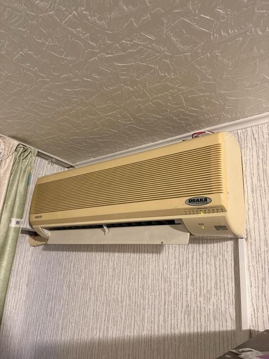 Два броя инверторни климатици OSAKA