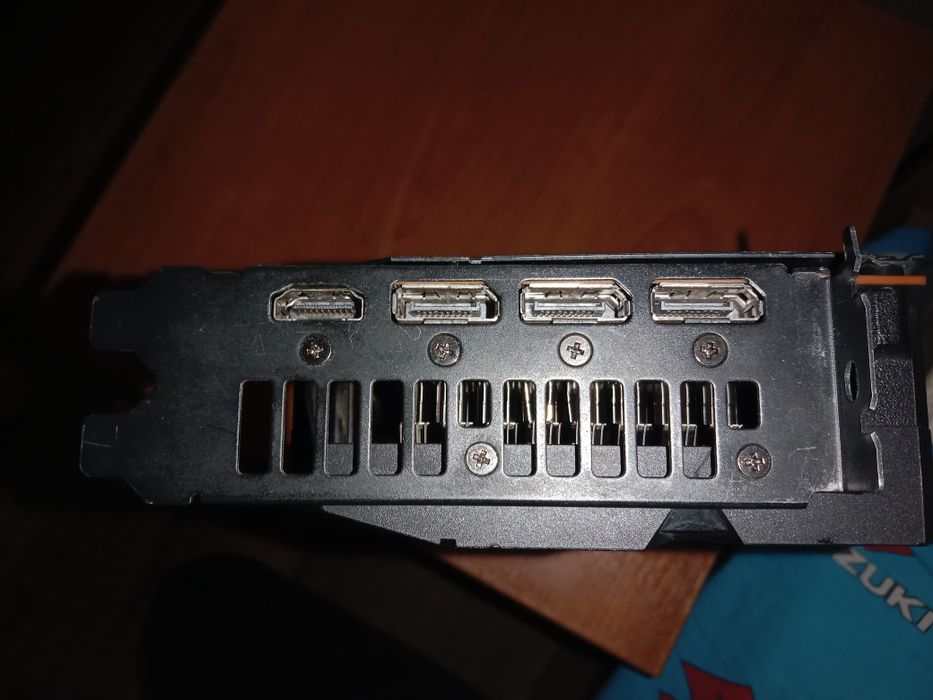на запчасти/ремонт rx 5500 xt 8gb