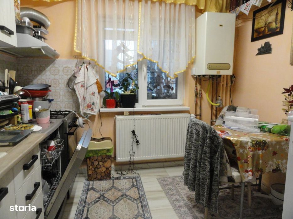 Apartament 2 camere parter inalt, Micalaca - Miorita, 65 mp, termoteca