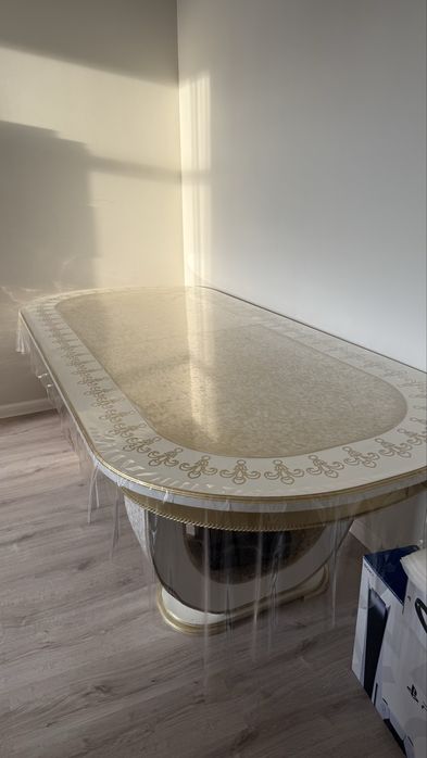 Продам стол 3 метра