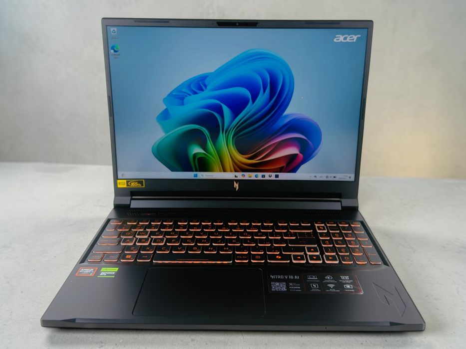 Acer Nitro 5 15.6" FHD AMD Ryzen AI 7 350 16GB RAM 1TB SSD NVIDIA RTX 4050 6GB Перфектен! Гаранция!