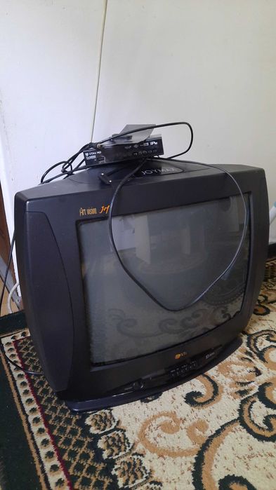 Телевизор    б/у