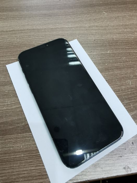 Iphone 12 телефон