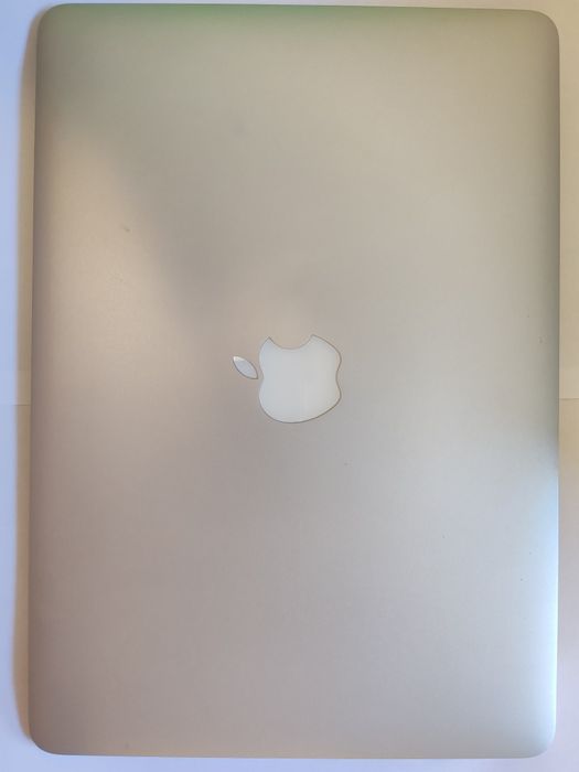 Macbook Air model A1369