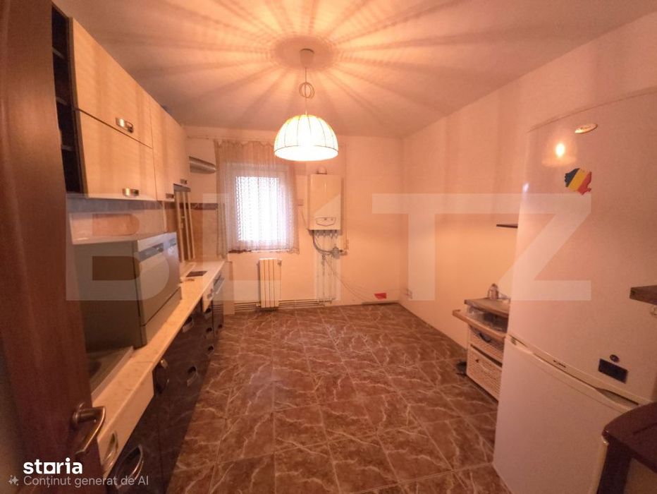 Apartament 3 camere, 80 mp, zona Micro 12