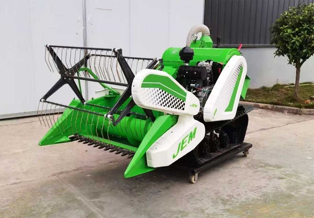 Нов комбиниран комбайн за жито и оризови култури REM-1.0C -EURO 5