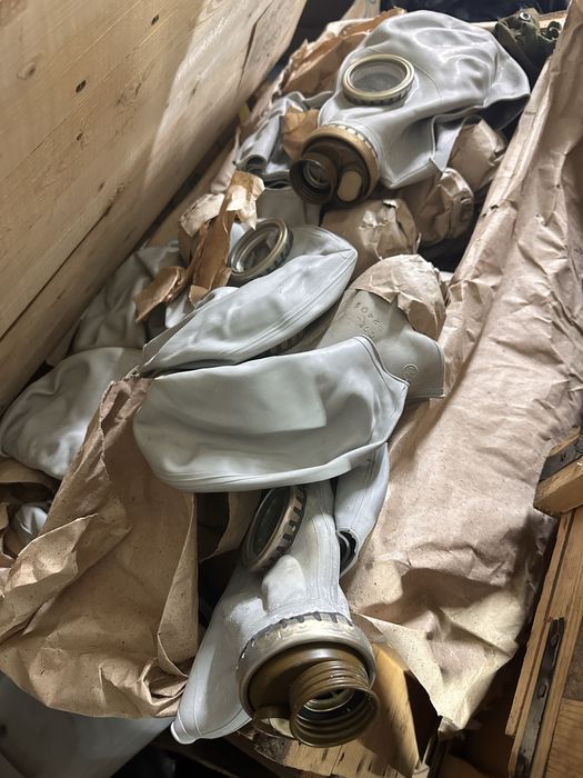 Противогазы всех размеров и всех возрастов