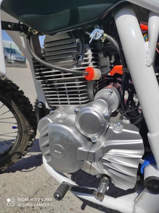 Нов модел кросов мотор - " UpBeat 250cc Кубика " 2025 година.