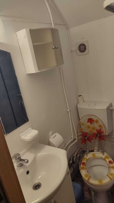 PF închiriez apartament 2 camere la casa