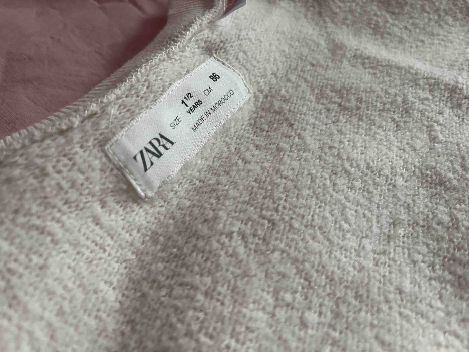 ZARA Блуза за момиче с бродирано сърце, бежова - размер 1 1/2 (18м.)