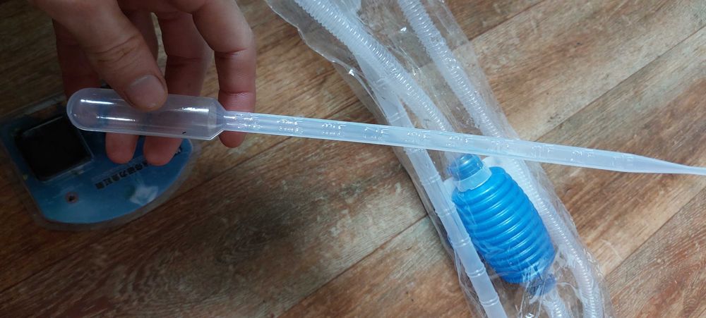 Accesorii pentru întreținerea acvariului