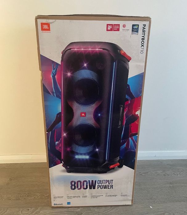 Sistem audio de inchiriat. Doua boxe JBL PartyBox 710 pentru petreceri