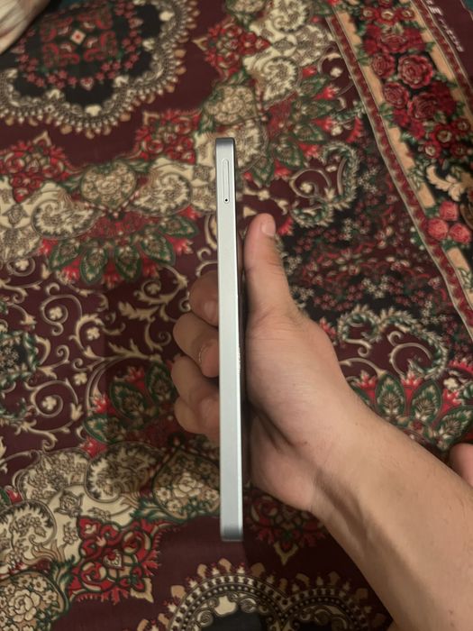 Samsung A06 xotira 128