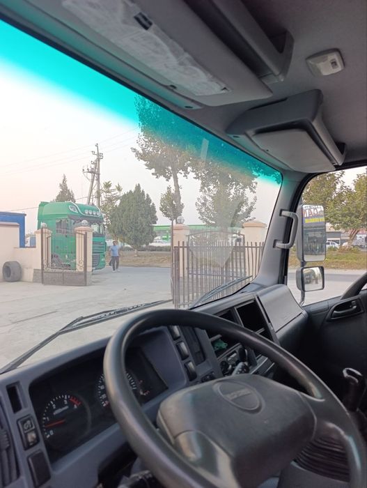 Isuzu CNG 82 sotiladi