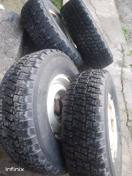 УАЗ 15 размер диска балон