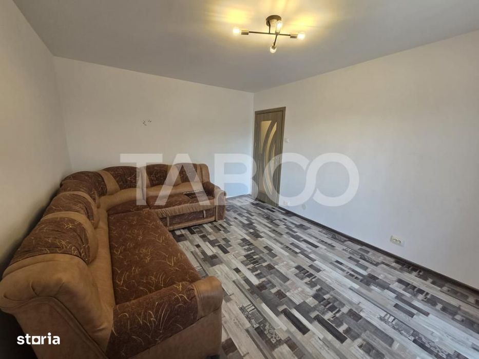 Apartament 2 camere decomandat de vanzare zona centrala 52 mp utili — fotografia 3