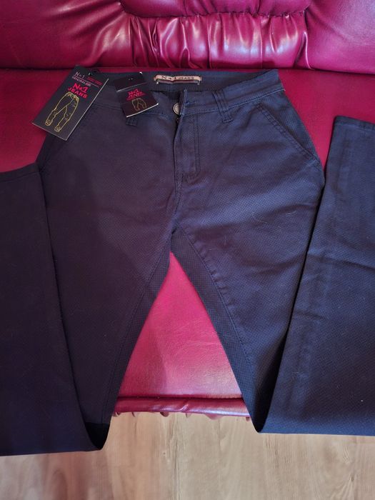 Pantaloni băieți noi