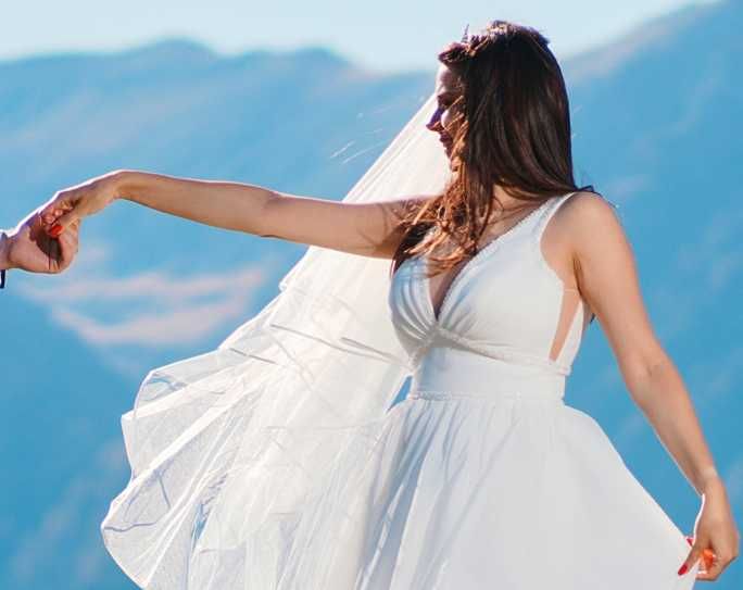 Rochie de mireasa model Allure