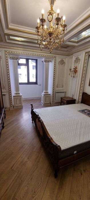 Спецплан Кары-Ниязова Дархан продаётся 2/5/6 квартира шикарная, метро,