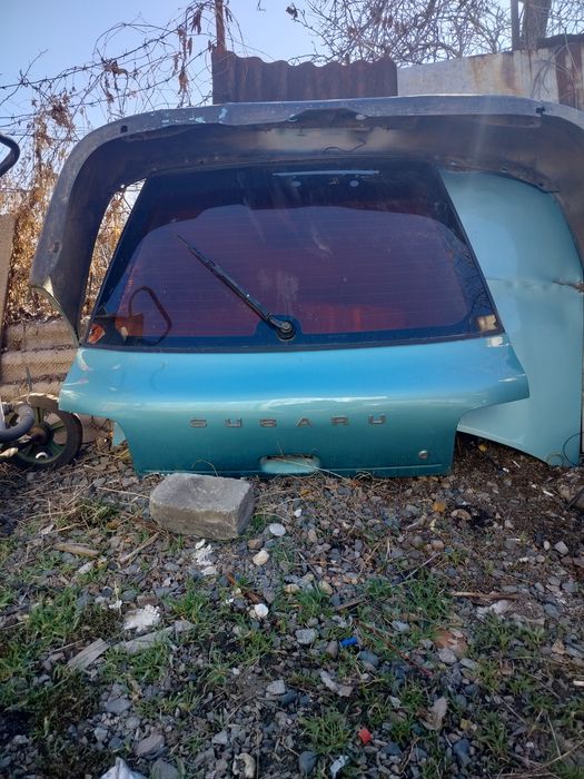 Крышка багажника Импреза