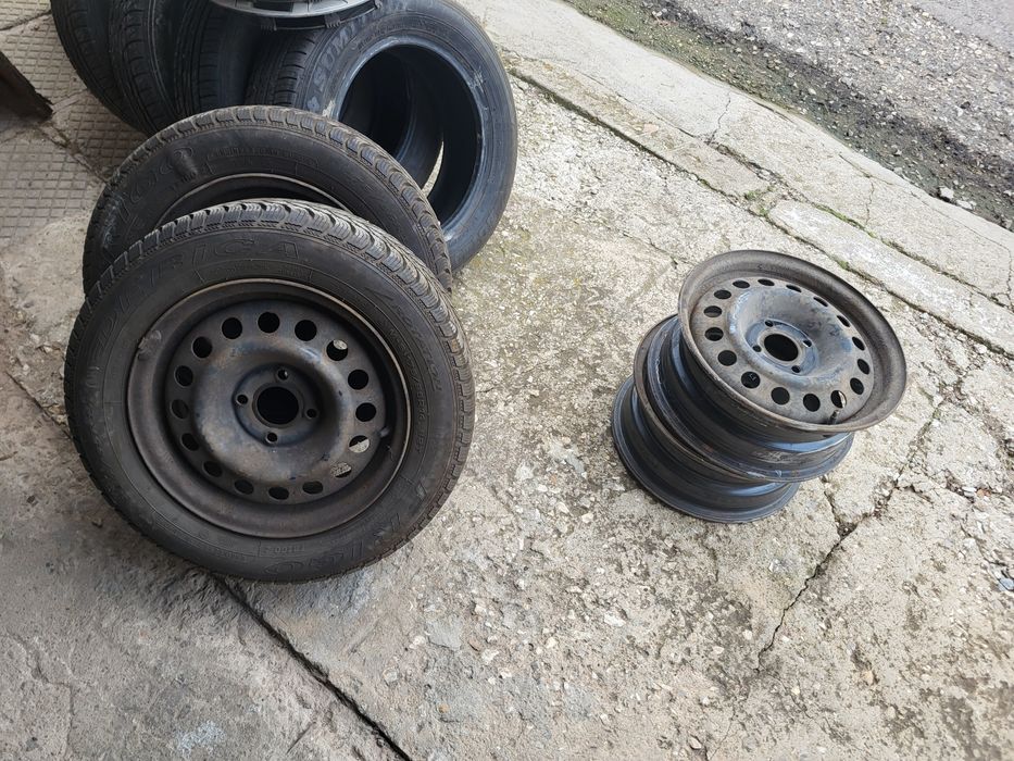 Продавам гуми и джанти
