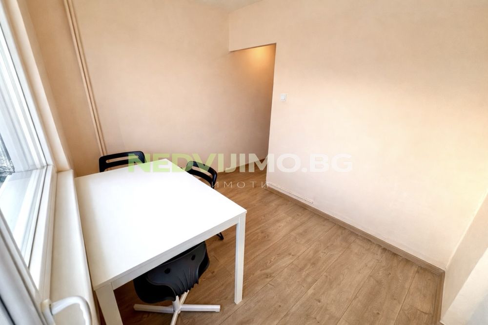 Дава се под наем Двустаен апартамент в Варна, Левски - 48 кв.м за 373.83 € - Снимка #4