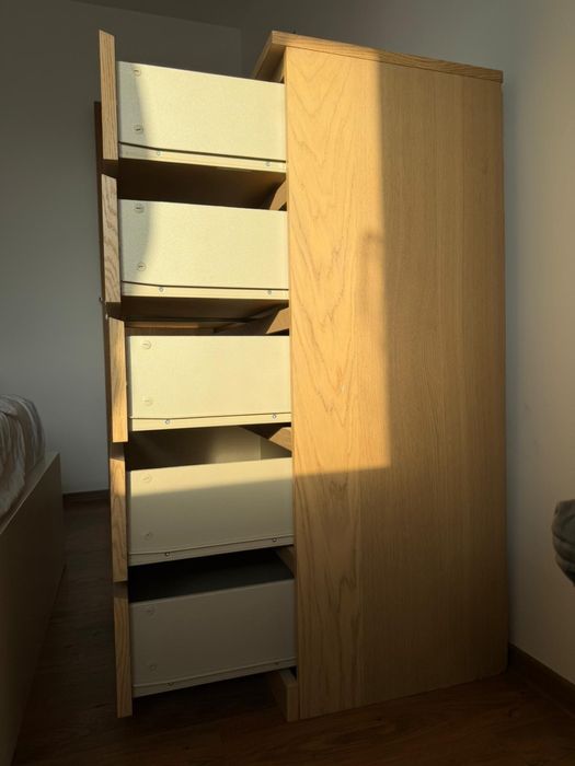 Comoda Ikea Malm cu 6 sertare stare impecabila