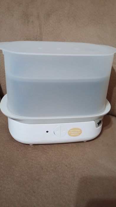 Стерилизатор Tommee Tippee