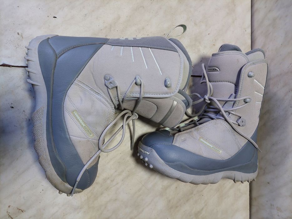 Boots buti placa snowboard Salomon mărimea 39 ( 24,5 cm)