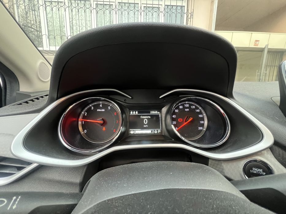 Onix premier 2, rangi qora, kraska toza,2024 yil, 25900km