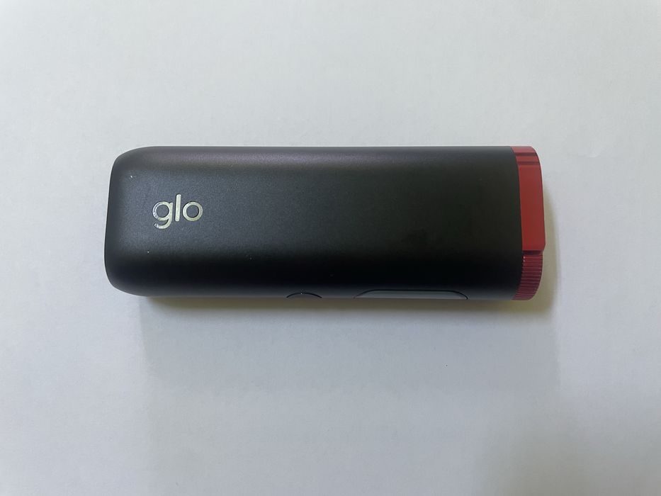 GLO HYPER PRO pentru incalzirea tigarilor, negru/rosu, 90 secunde incarcare, 20 sesi