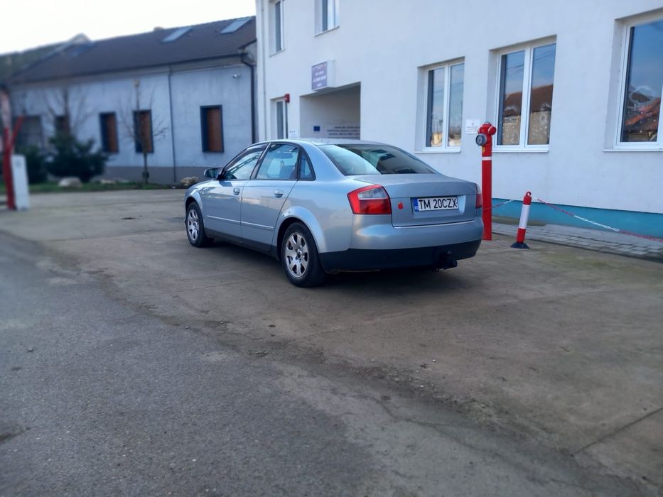 Vând Audi A4 B6 1.9 tdi