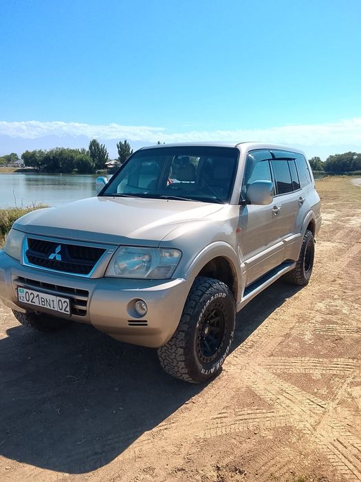 Продам Mitsubishi Pajero,