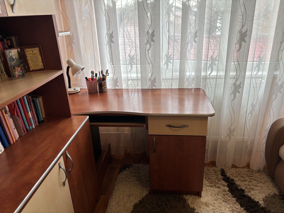 Vând mobilă + Canapea + Covor