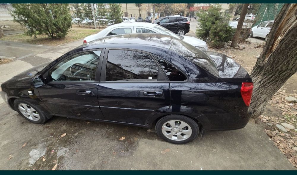 Lacetti Gentra darkmoon blue